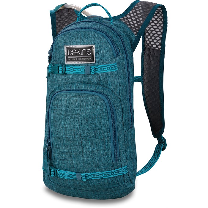dakine 8l