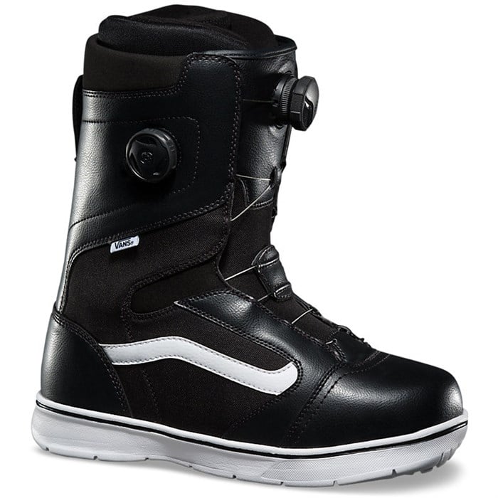 Vans Aura Snowboard Boots 2016 | evo