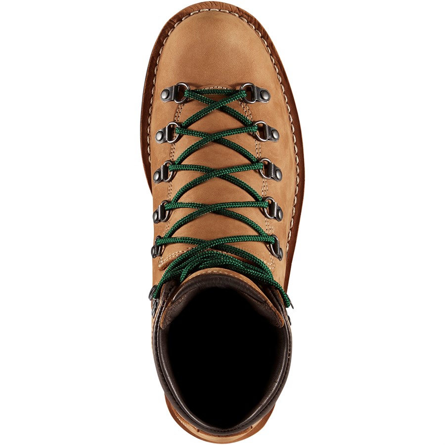 danny davis danner boots