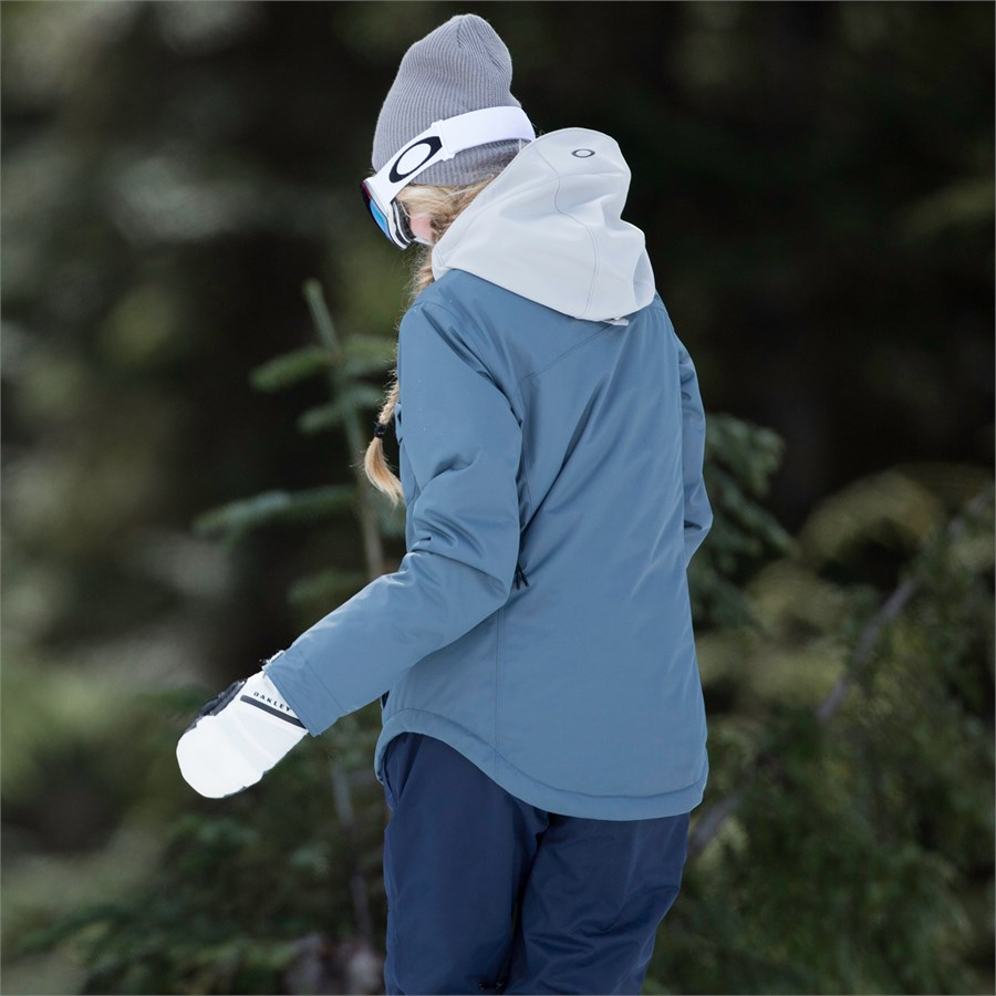 Oakley Charlie BioZone™ 2.0 Insulated Jacket - Women's | evo