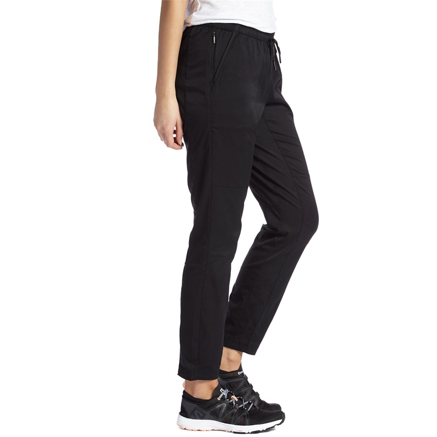 The North Face Women's Motion XD Ankle Chino, TNF Black / 10