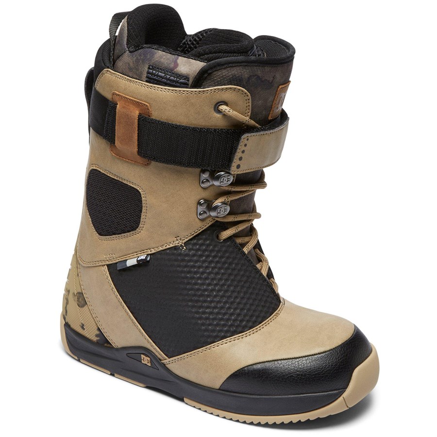 DC Tucknee Snowboard Boots 2019 | evo