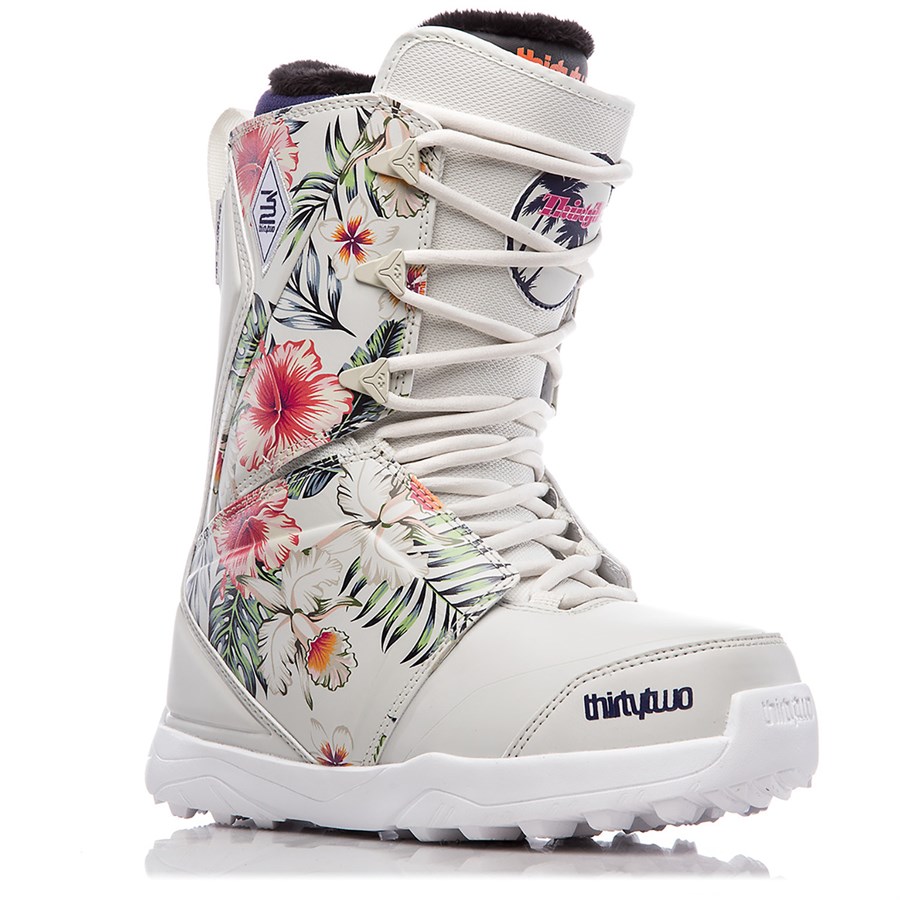 thirtytwo Lashed Snowboard Boots - Women's 2019 | evo