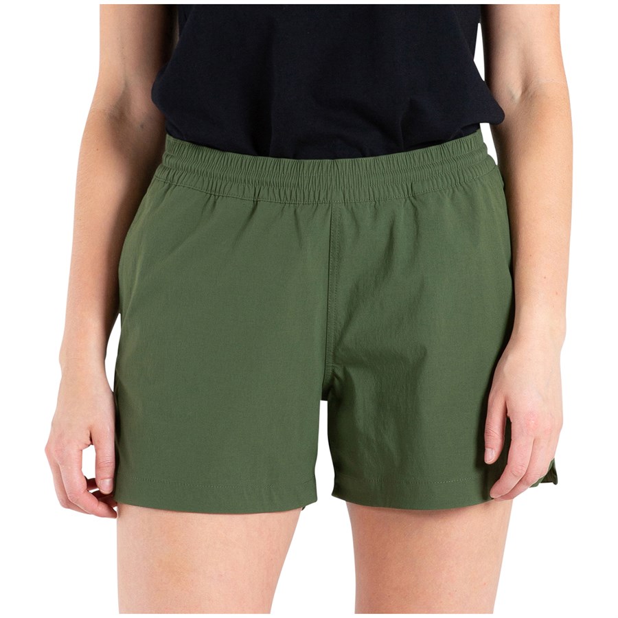 topo global shorts