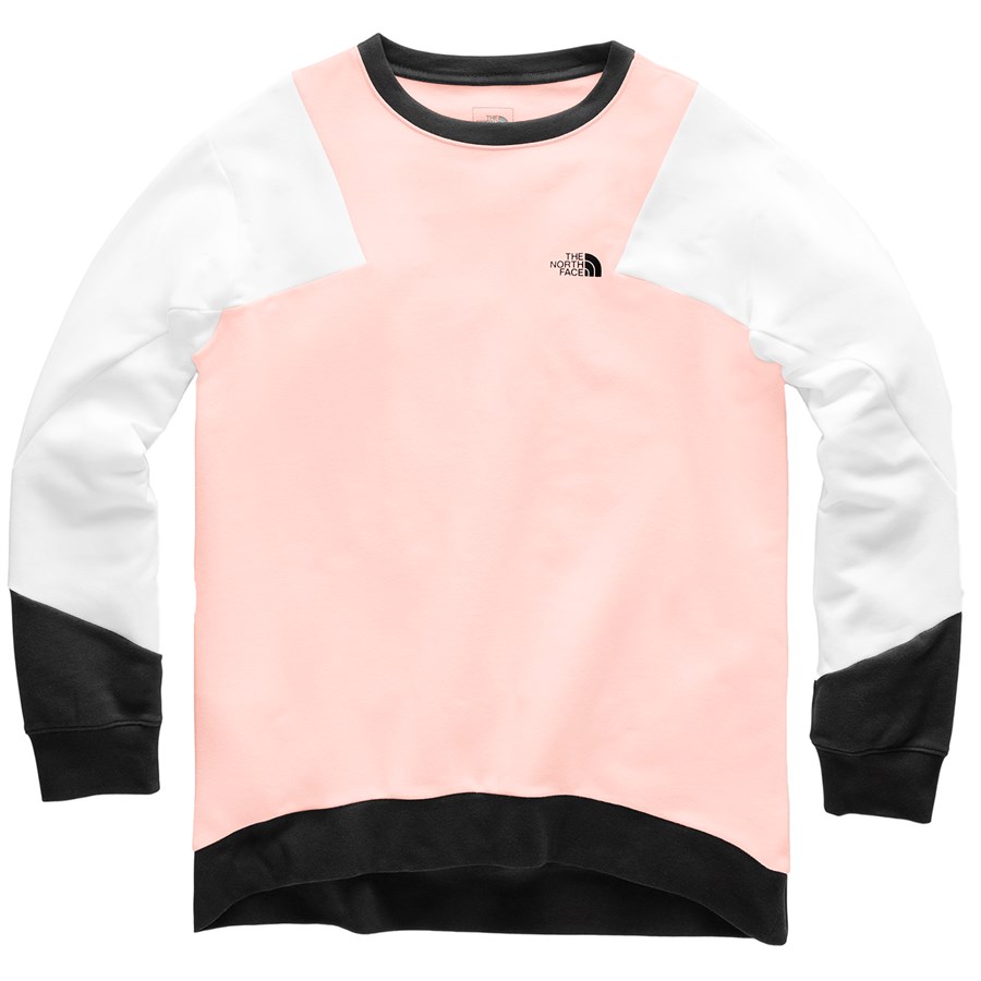 women's train n logo pullover