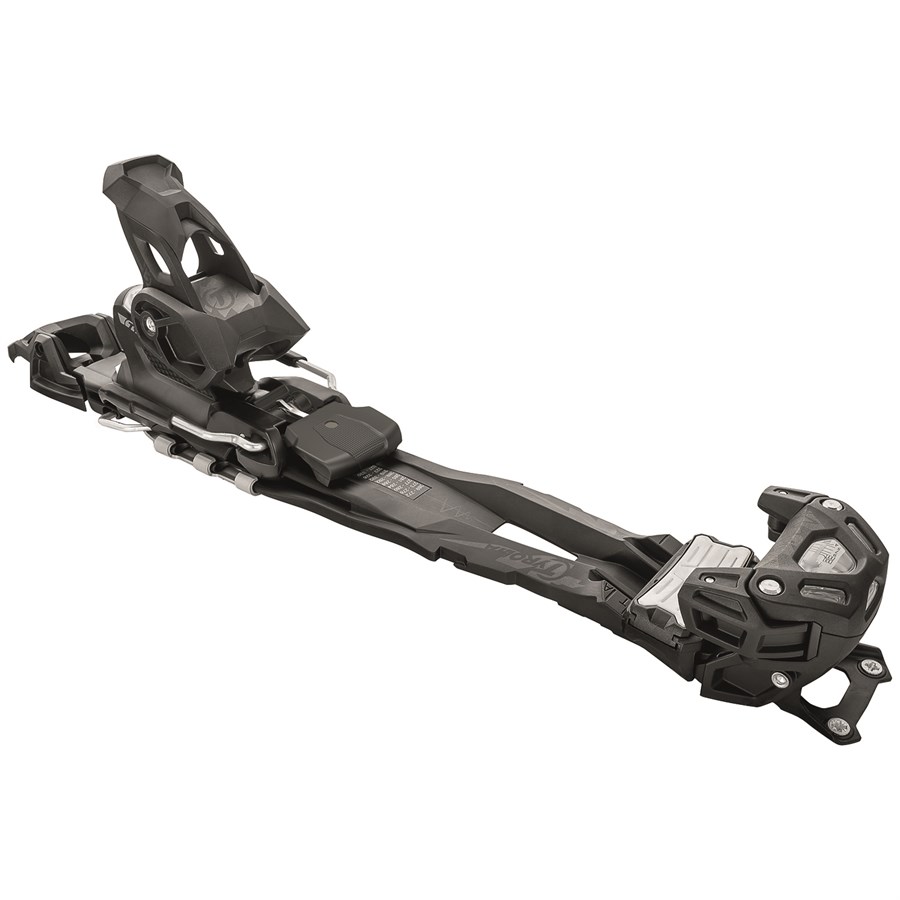 First Look: 2016-2017 Majesty Skis Superior | Blister