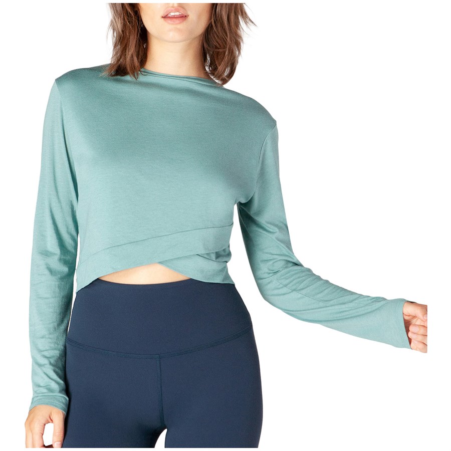 beyond yoga cropped pullover
