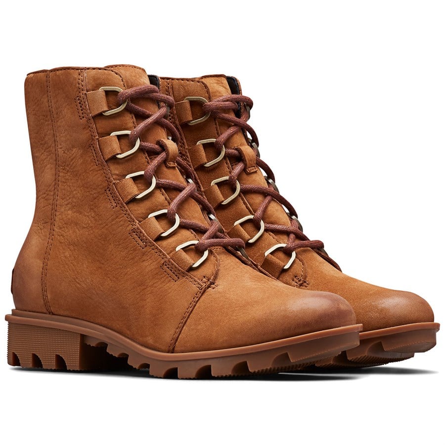 sorel phoenix short lace boot