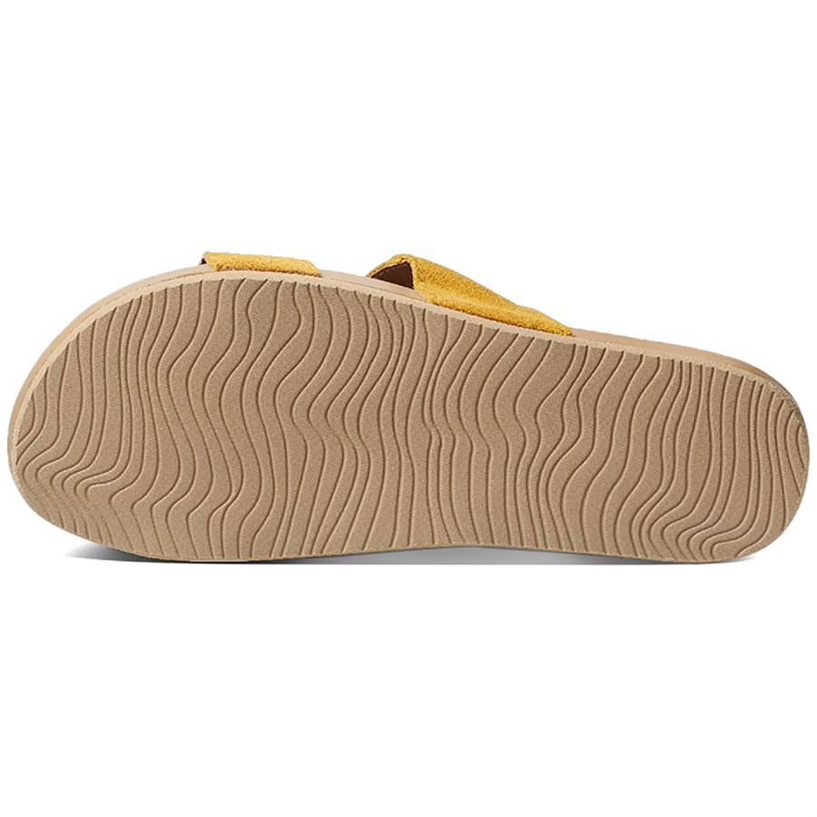 reef cushion bounce vista suede