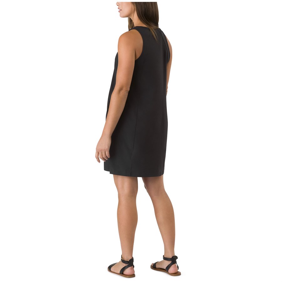 contenta shift dress