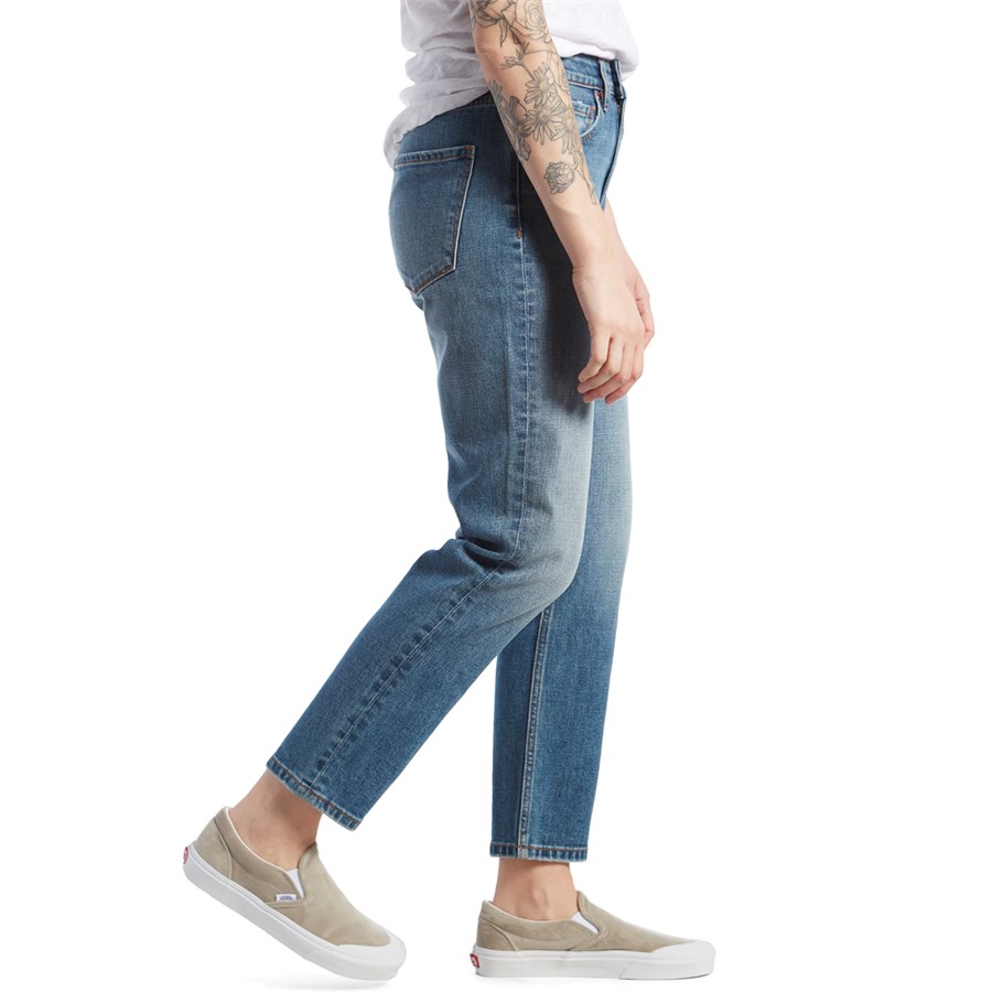 mom jeans plates for sale