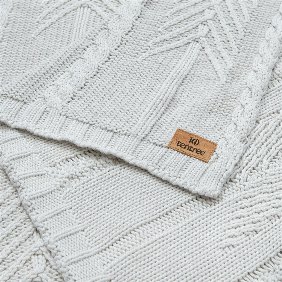 tentree® Organic Cotton Cable Blanket