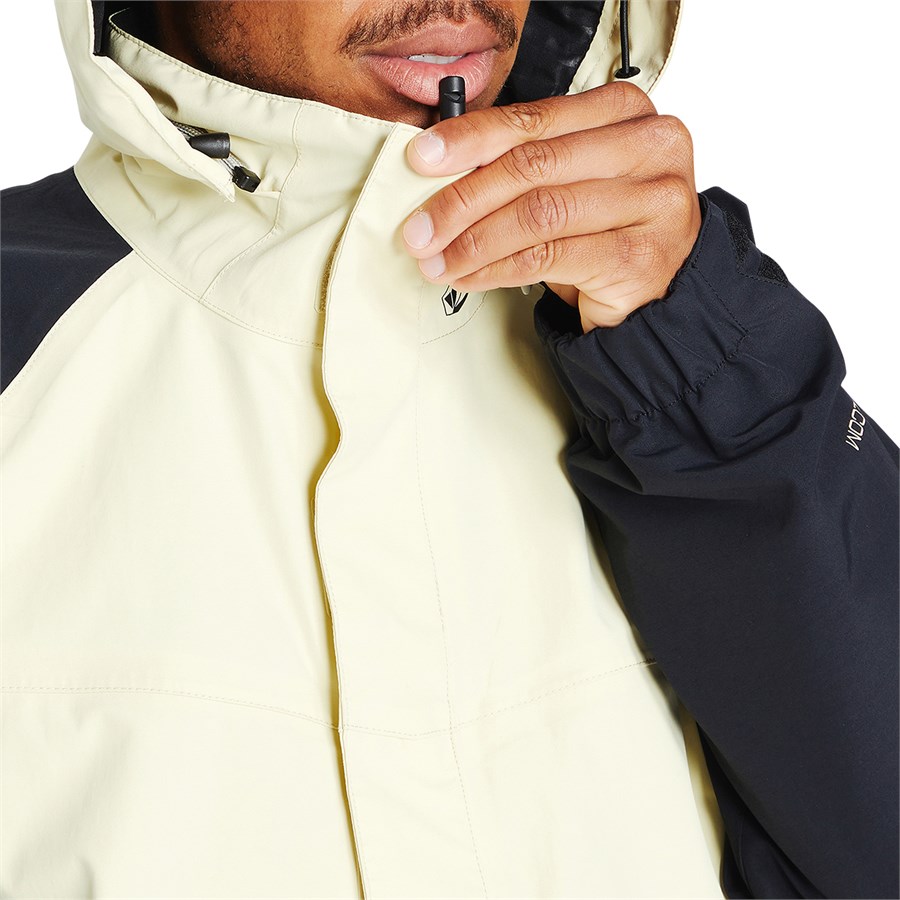 Volcom Melo Gore-Tex Pullover Snow Jacket Bleach Black