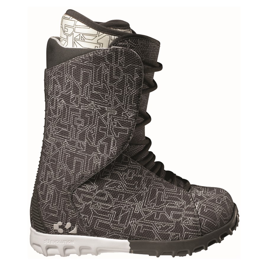 32 Ultralight Snowboard Boots 2009 evo