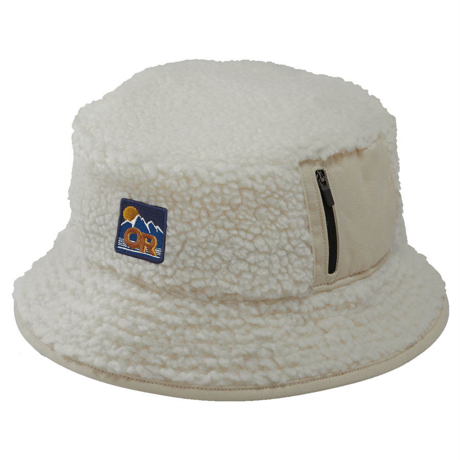 quinn bucket hat