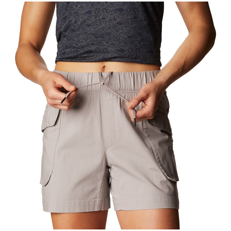 Mountain Hardwear Cascade Pass™ Cargo Shorts - Women's | evo