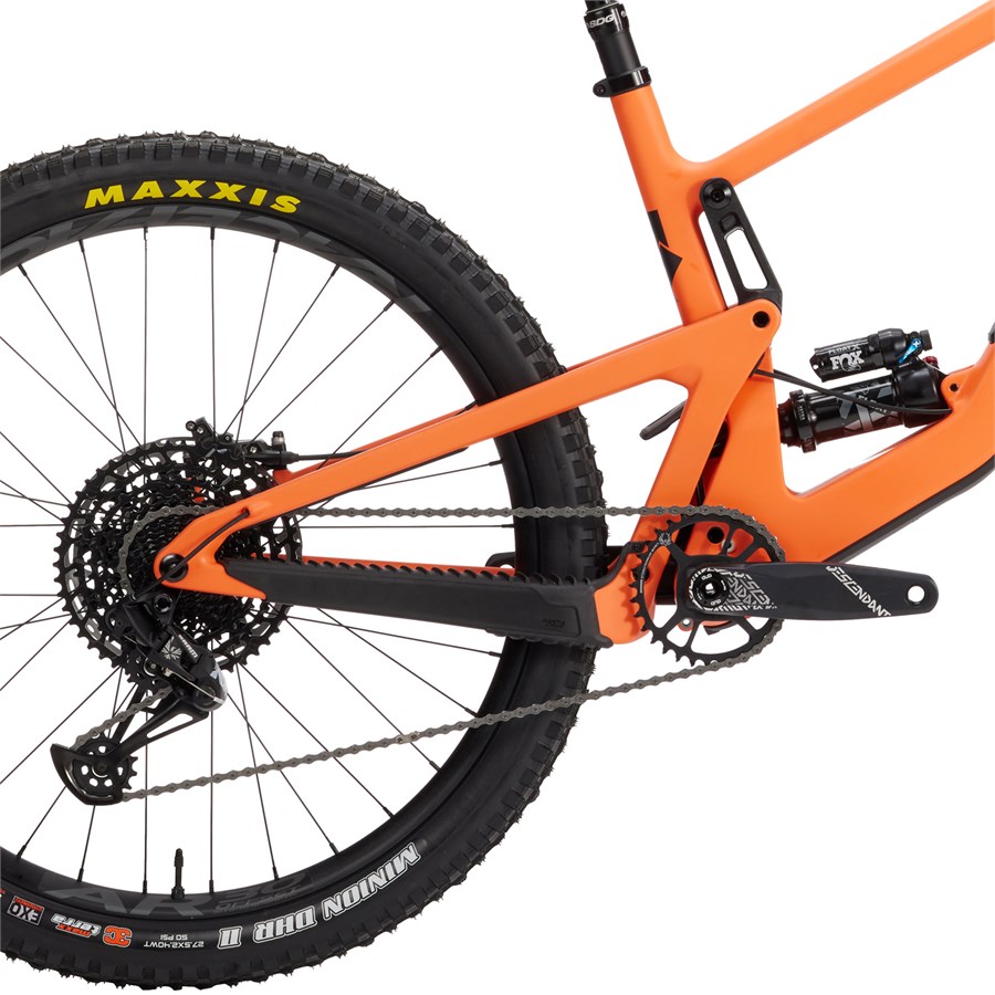 Santa Cruz Bronson C R Complete Mountain Bike 2023 evo