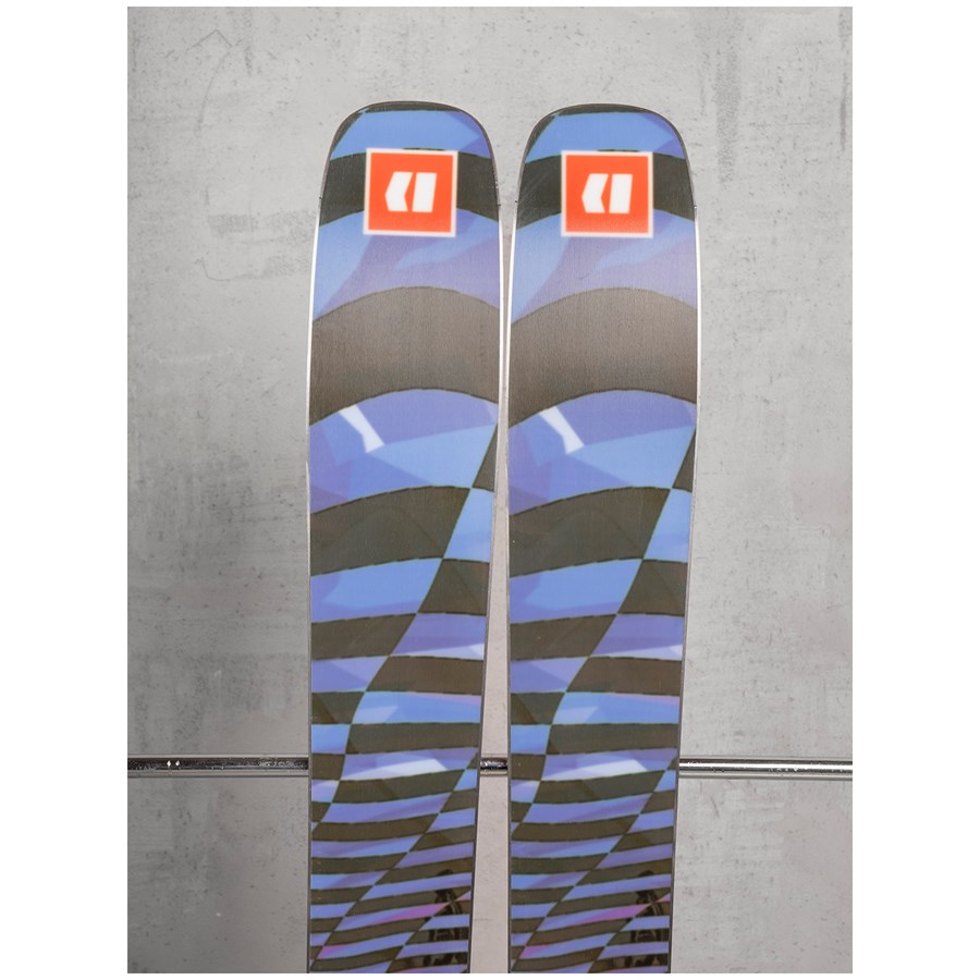 armada-arv-100-skis-2024-.jpg