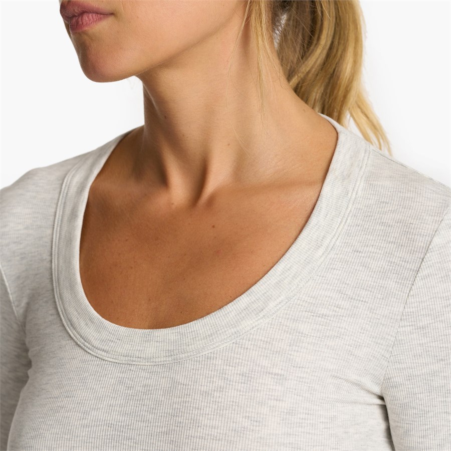 Long Sleeve Pose Scoop Tee, Women's Graphite Rib Top