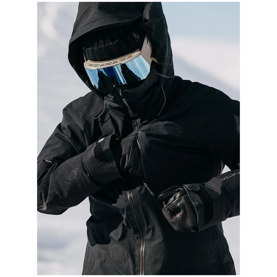 Burton AK Embark GORE-TEX 2L Jacket - Women's | evo