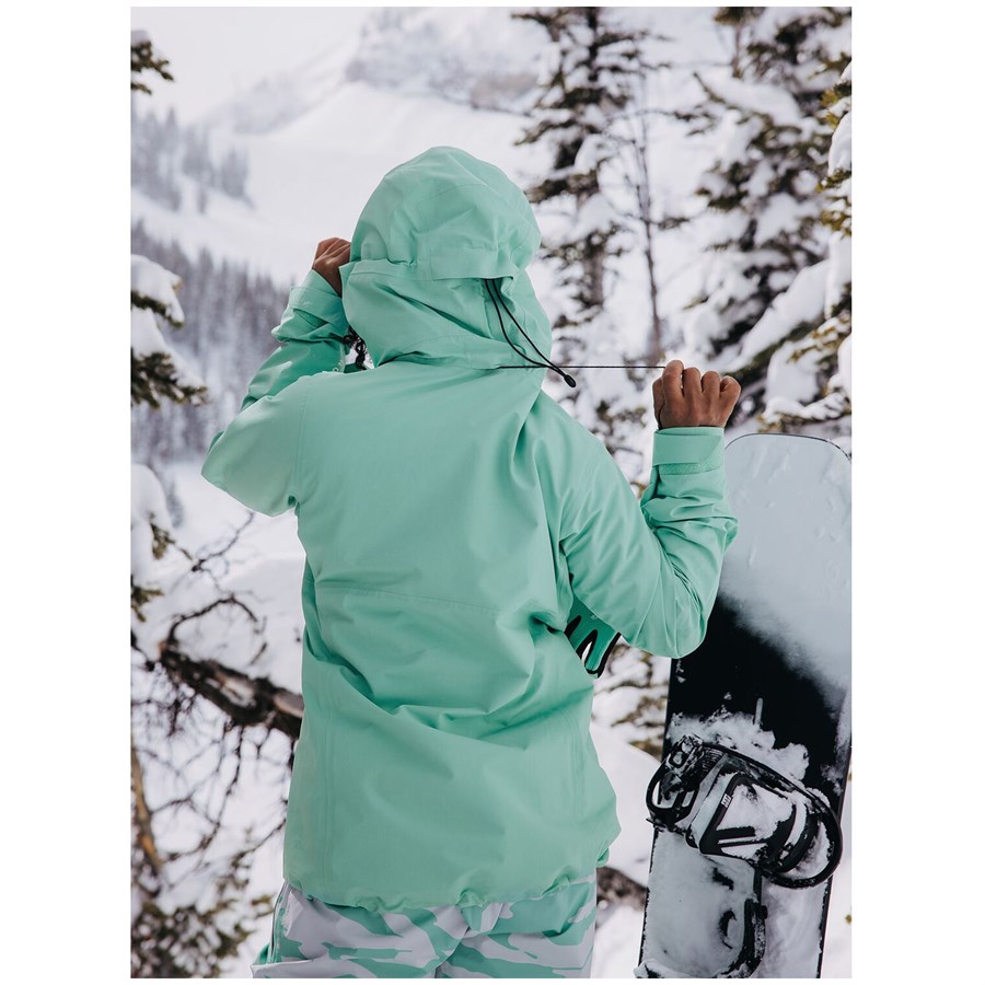 Burton AK Upshift GORE-TEX 2L Jacket - Women's | evo