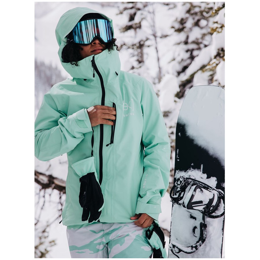 Burton AK Upshift GORE-TEX 2L Jacket - Women's | evo