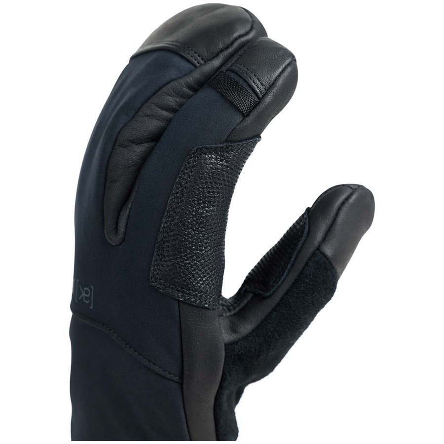 Burton AK GORE-TEX Clutch Mittens | evo