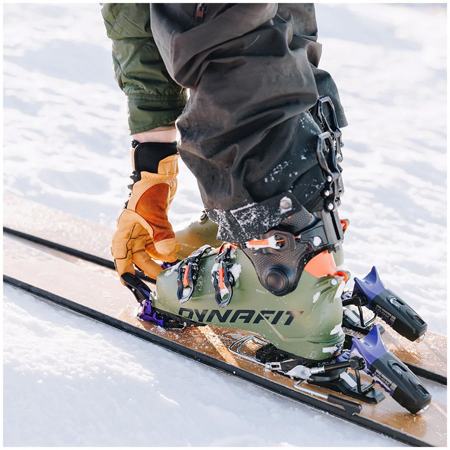 CAST Freetour 2.0 Pivot 15 Alpine Touring Ski Bindings 2026