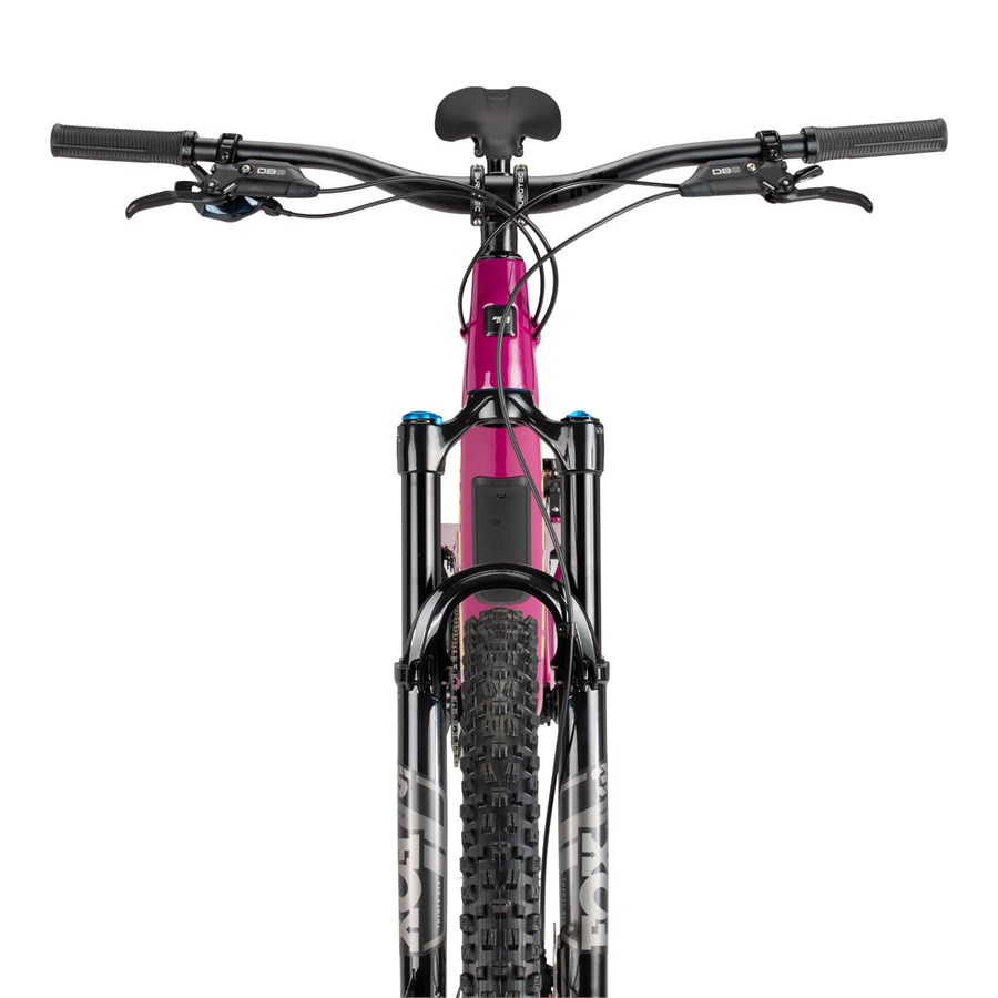 新品、送料込みに変更可】SANTACRUZ RAZORBACK 5.8 Santa Cruz Bronson