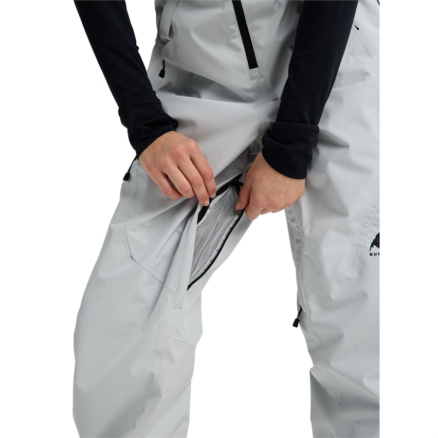 ウィメンズ Burton リザーブ GORE-TEX 2L Women's Burton Reserve GORE-TEX 2L Bib Pants | Burton.com Winter