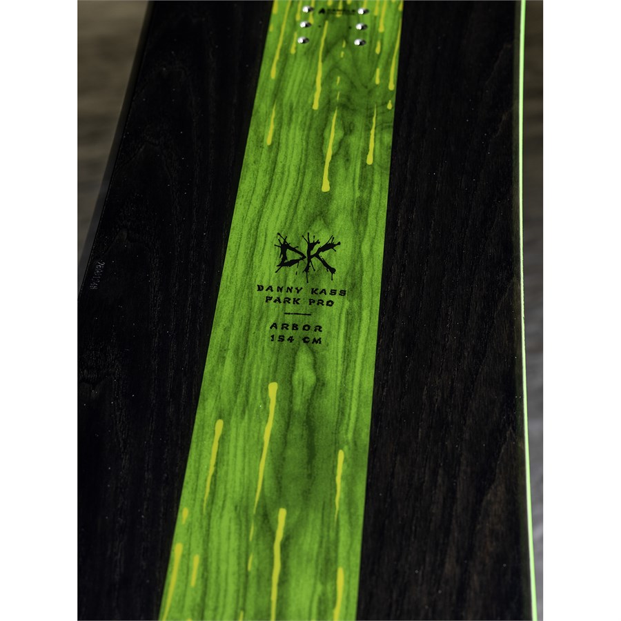 【ARBOR 新品未使用SHAKEDOWN 9x34】 Arbor DK Park Pro Snowboard 2026 | evo Canada