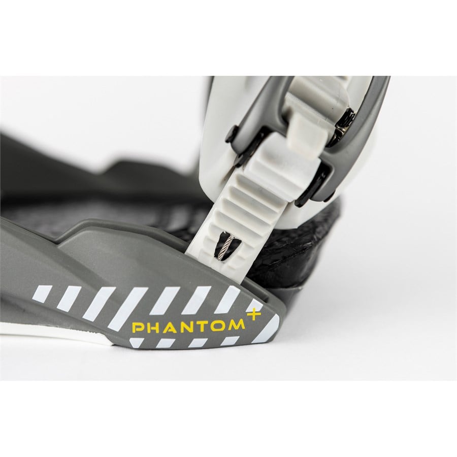 Nitro Phantom + Snowboard Bindings 2026 | evo