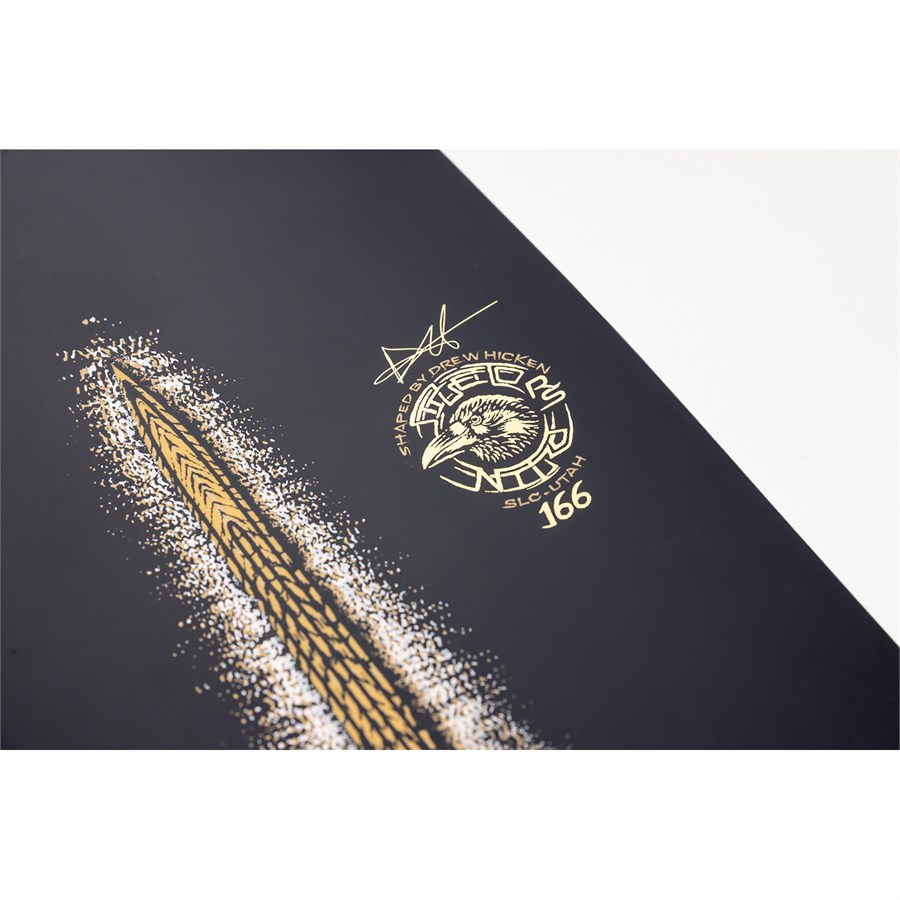 Nitro Stiletto RS x Drew Hicken Snowboard 2026 | evo