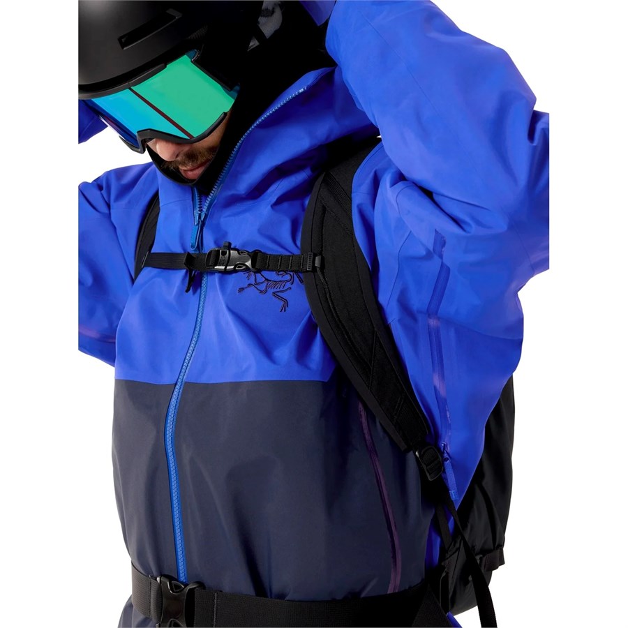 Arc'teryx Sabre Jacket - Men's | evo