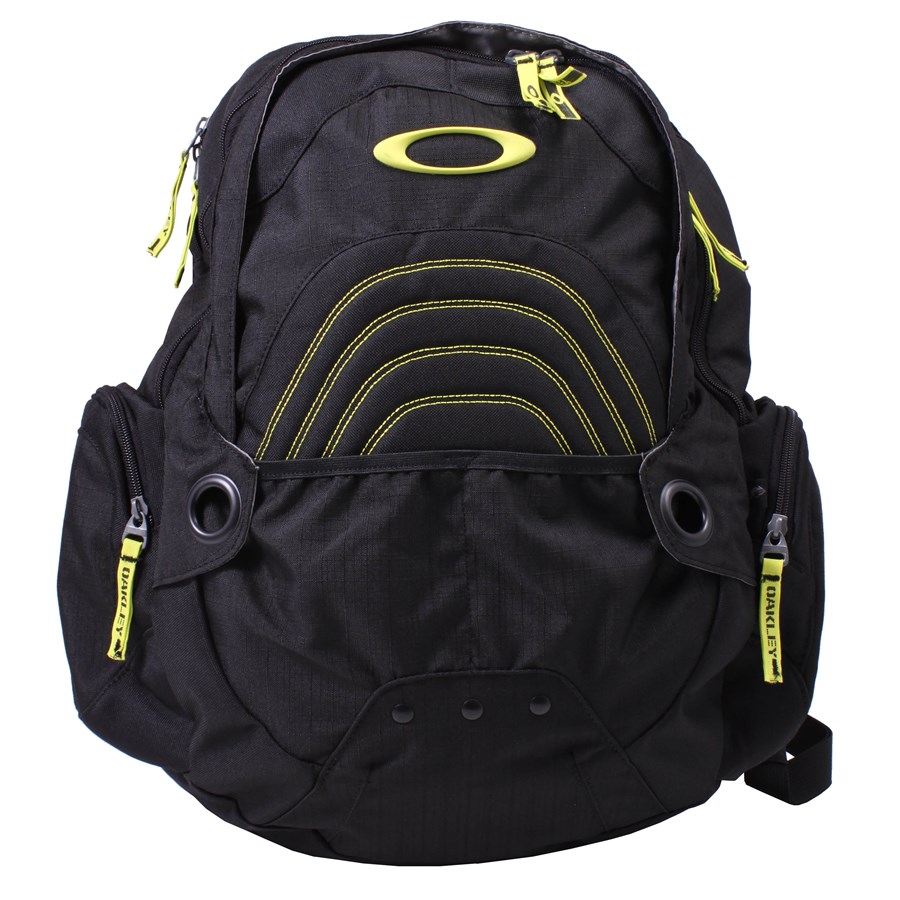 oakley-flak-3-0-backpack-.jpg