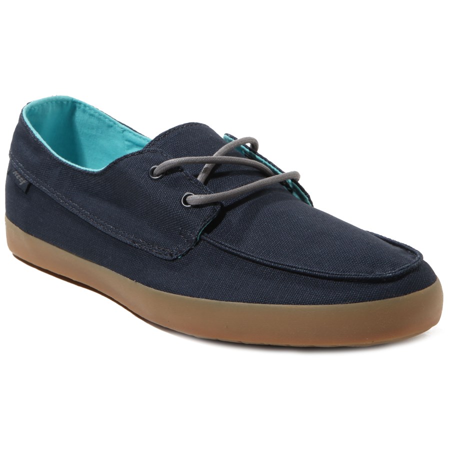 Reef Deckhand Low Shoes | evo outlet