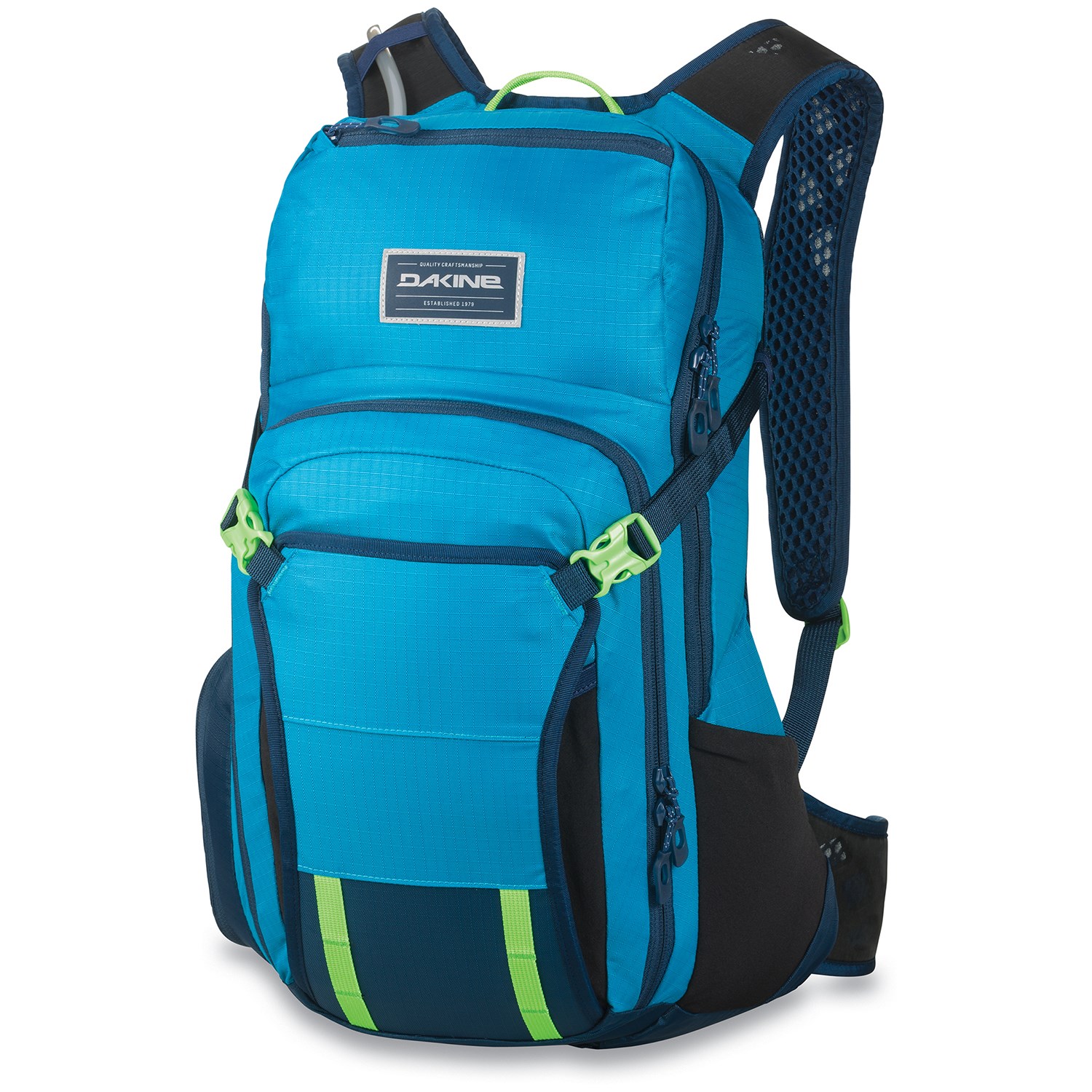 dakine nomad 18l bike hydration backpack