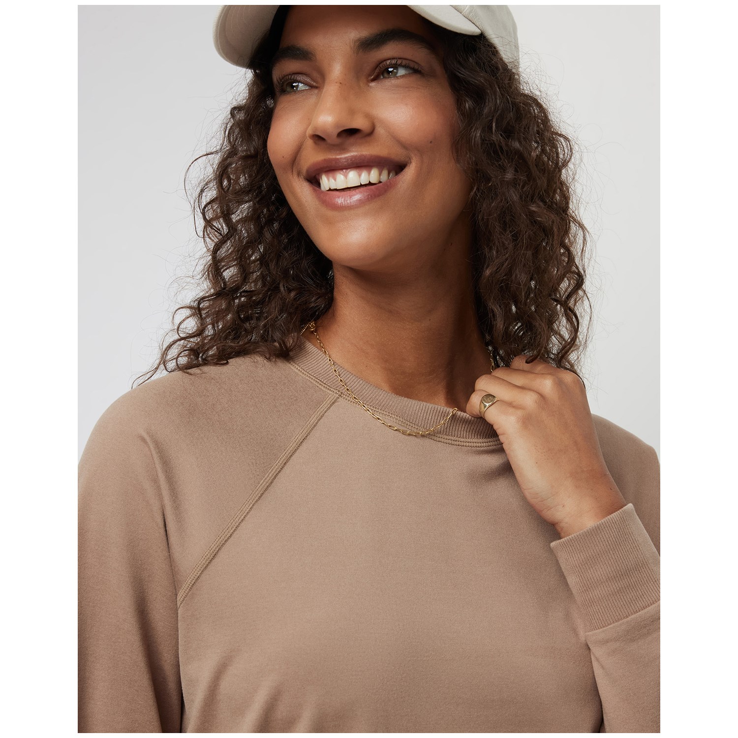 Vuori Long-Sleeve Halo store Crewneck