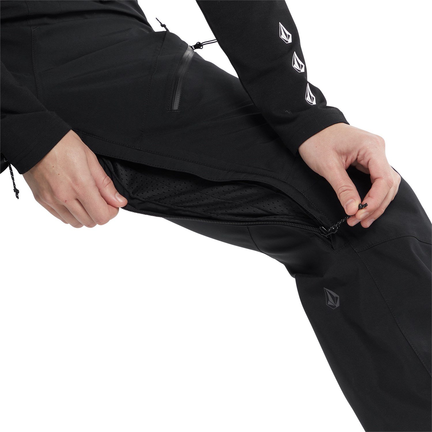 Volcom Elm Stretch GORE-TEX Bibs - Women's | evo Volcom Elm Stretch GORE-TEX Bibs - Women's | evo