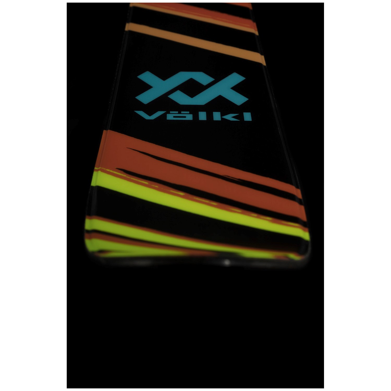 新品 volkl revolt 96 Völkl Revolt 96 Skis 2026 | evo