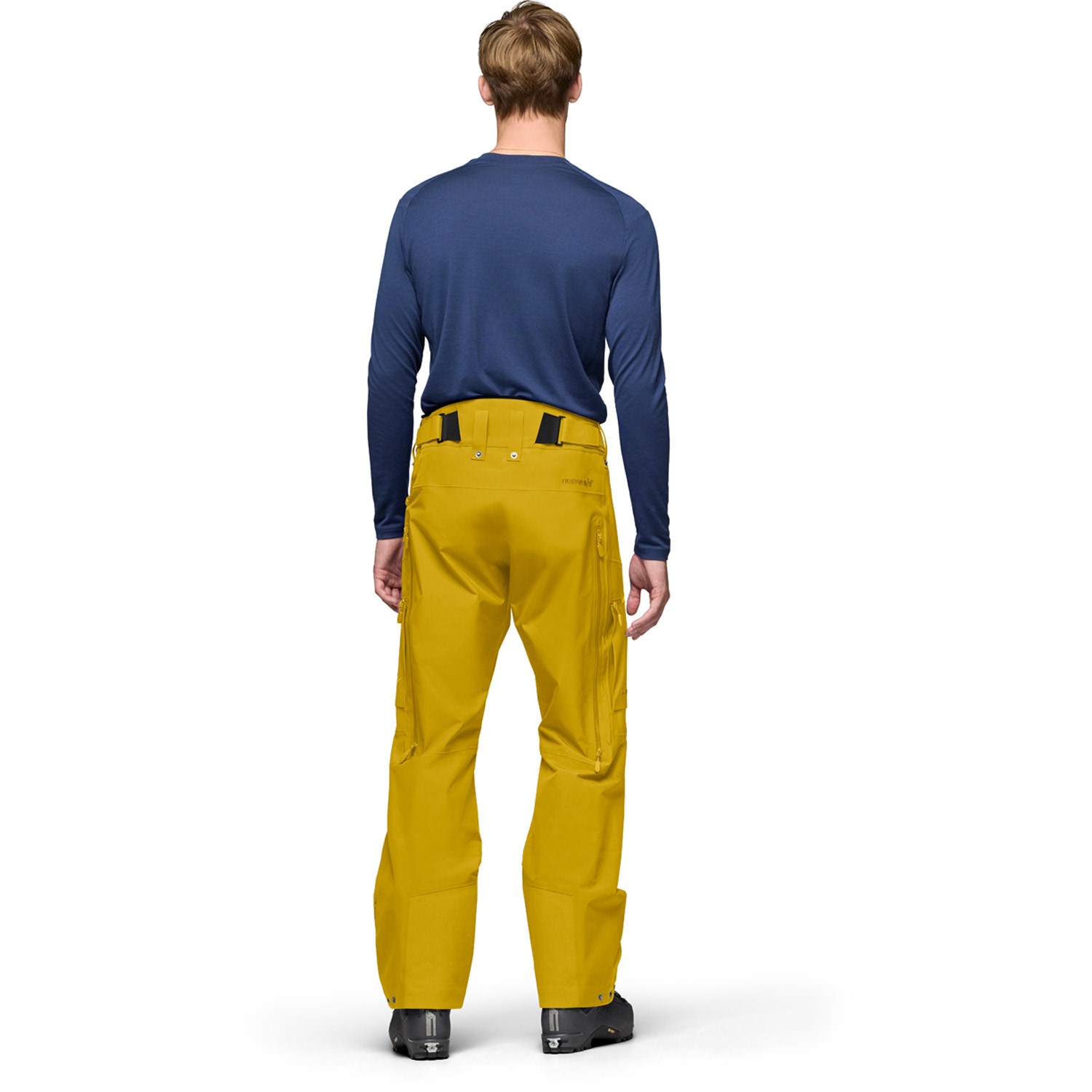 norrona-lofoten-gore-tex-pants
