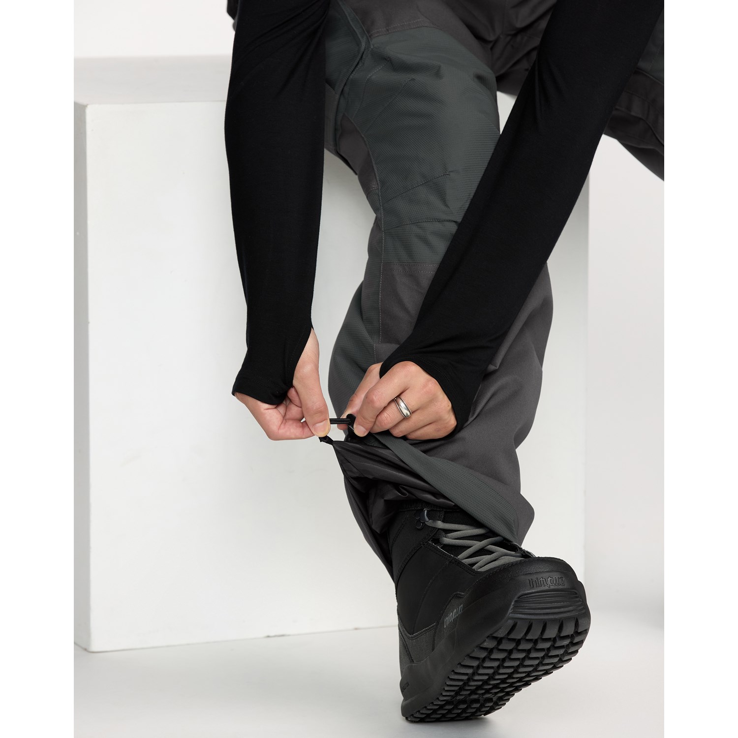 Volcom NWRK Baggy Pants - Men's | evo