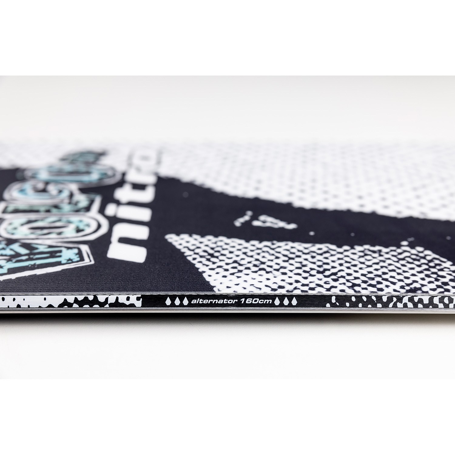 Nitro Alternator x Volcom Snowboard 2026 | evo