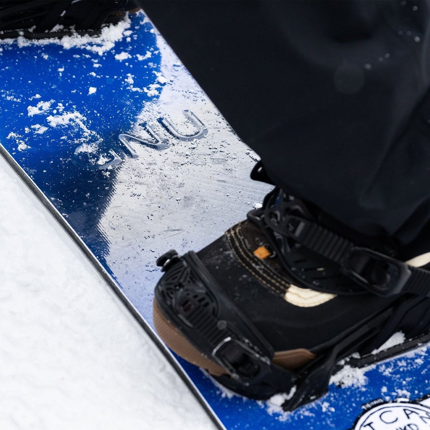 GNU Banked Country C3 Snowboard 2026 | evo