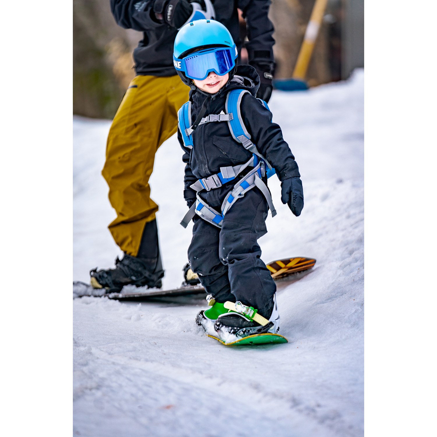 BURTON Mdxone Harness Snowboard Child Backpack New skiing training aid MDXONE Youth MDX Ox SNB Ski Backpack | WinterKids main image 3